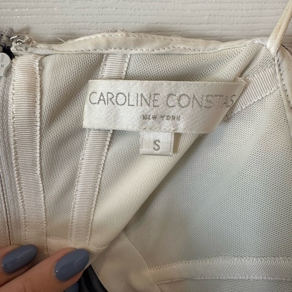 Caroline Constas Off the Shoulder Top Blue and White Embroidery size Small - Picture 2 of 7